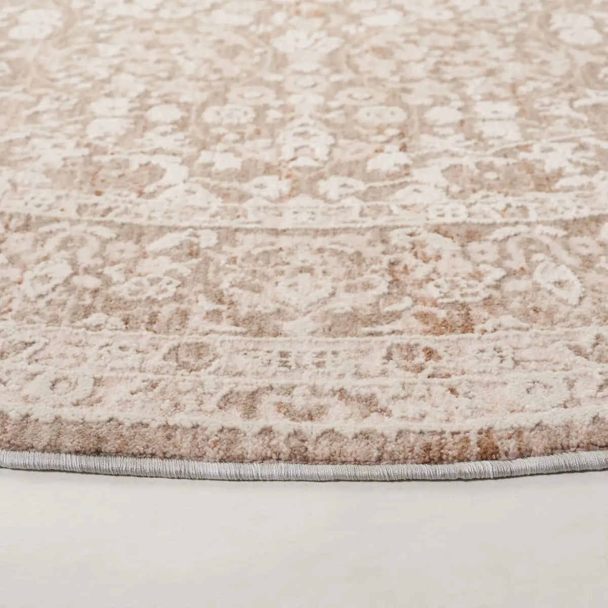 Safavieh Willow 6'-3" x 6'-3" Rug in Ivory / Sage