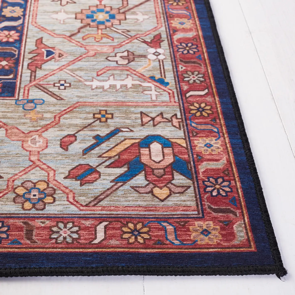 Safavieh Tucson 4'-0" x 6'-0" Rug in Rust / Blue