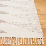 Safavieh Kilim 4'-0" x 6'-0" Rug in Grey / Ivory