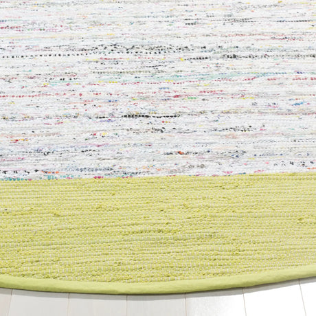 Safavieh Montauk 6'-0" x 6'-0" Rug in Ivory / Citron