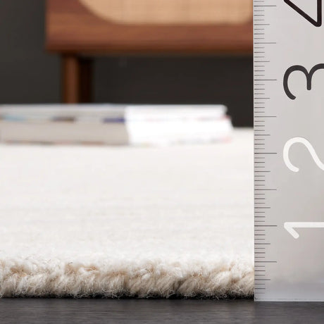 Safavieh Rodeo Drive 4'-0" x 6'-0" Rug in Ivory