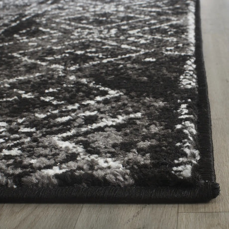 Safavieh Adirondack 2'-6" x 10'-0" Rug in Black / Silver
