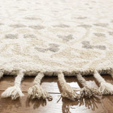 Safavieh Blossom 6'-0" x 6'-0" Rug in Ivory / Taupe