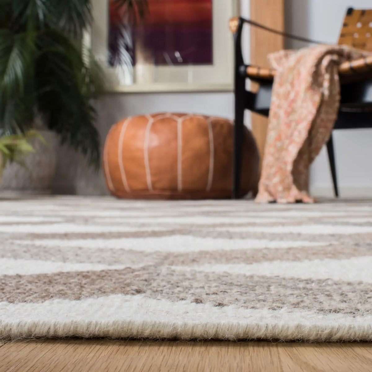 Safavieh Kilim 4'-0" x 6'-0" Rug in Ivory / Brown