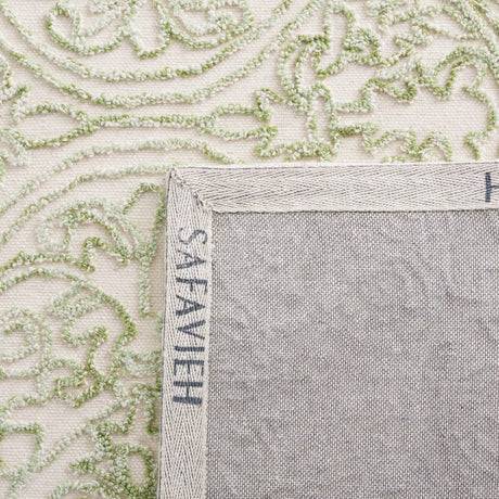 Safavieh Trace 4'-0" x 6'-0" Rug in Ivory / Green