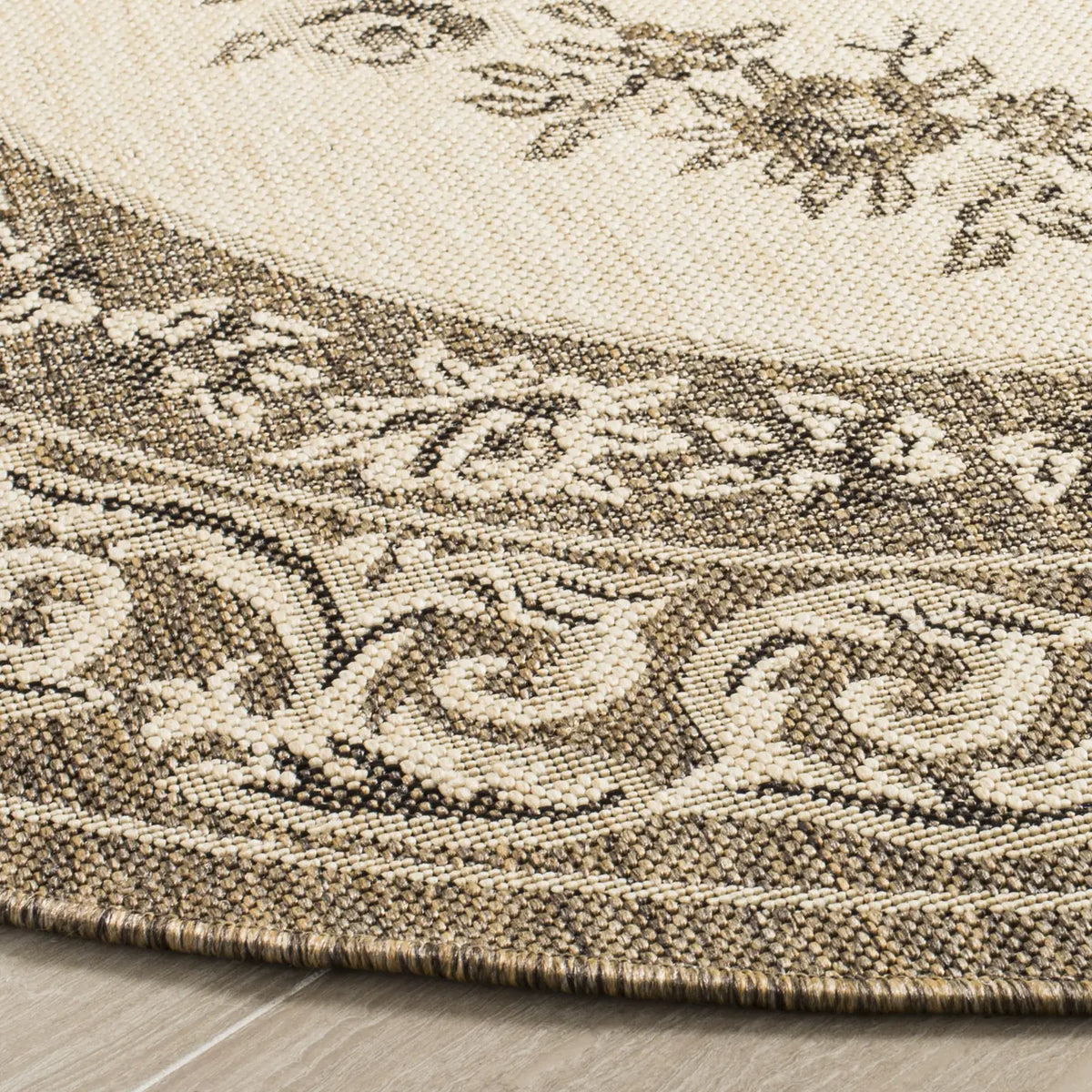 Safavieh Courtyard 5'-3" x 5'-3" Rug in Creme / Brown