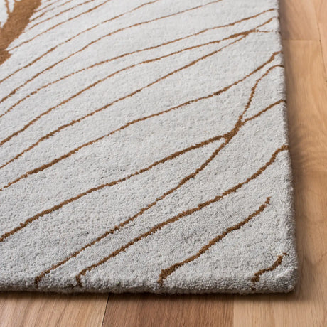 Safavieh Soho 3'-6" x 5'-6" Rug in Grey / Brown