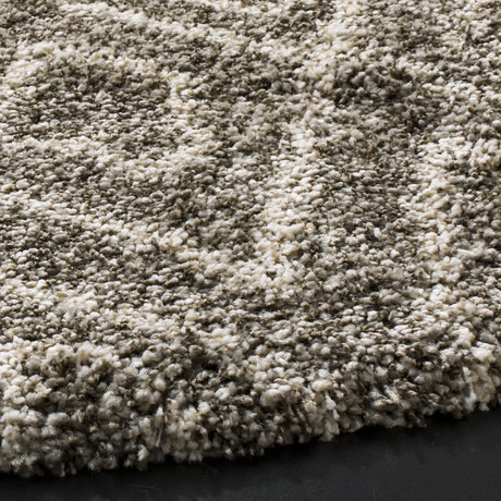 Safavieh Hudson Shag 5'-0" x 5'-0" Rug in Grey / Ivory