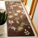 Safavieh Soho 2'-6" x 8'-0" Rug in Brown