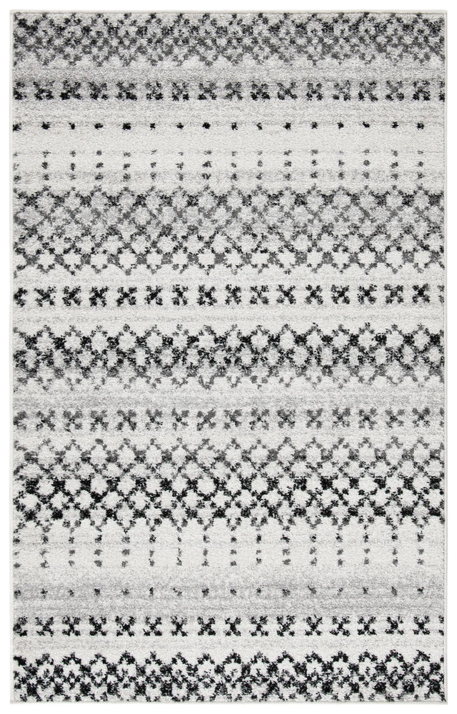 Safavieh Adirondack 3'-0" x 5'-0" Rug in Grey / Ivory