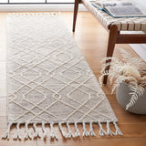 Safavieh Natura 2'-3" x 8'-0" Rug in Ivory / Black