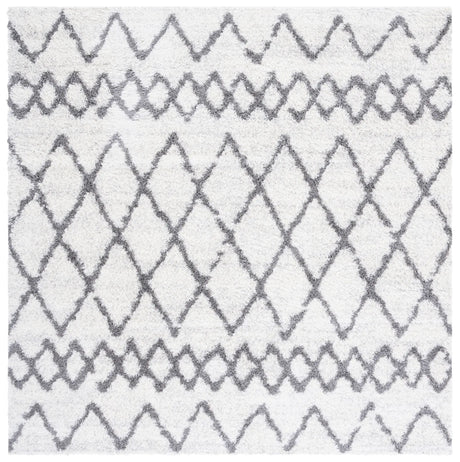Safavieh Berber Shag 6'-7" x 6'-7" Rug in Ivory / Grey