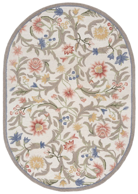 Safavieh Chelsea 4'-6" x 6'-6" Rug in Ivory