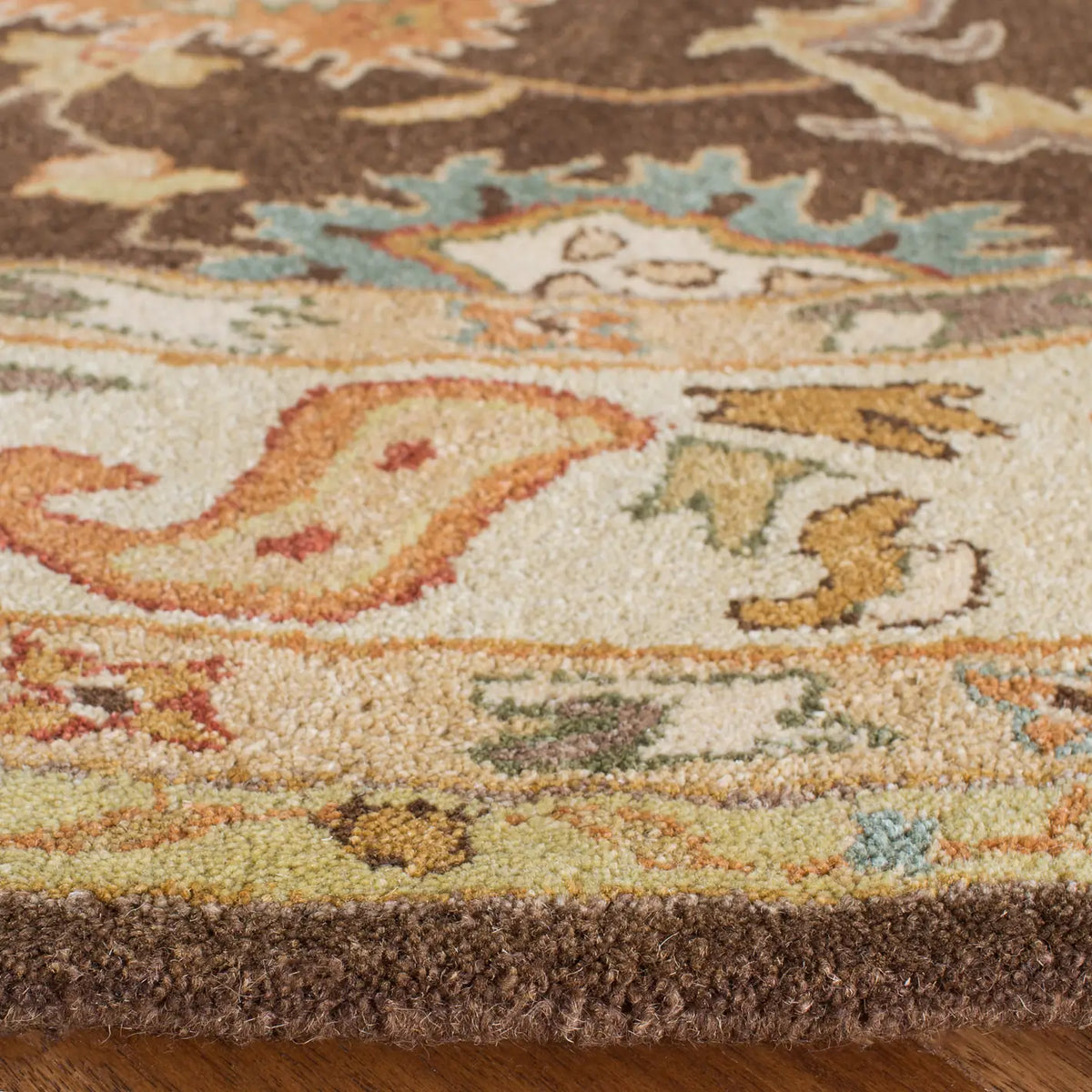Safavieh Bergama 6'-0" x 6'-0" Rug in Brown / Ivory