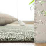 Safavieh Adirondack 4'-0" x 6'-0" Rug in Dark Green / Ivory