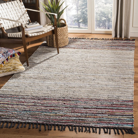 Safavieh Vintage Leather 4'-0" x 6'-0" Rug in Beige / Multi