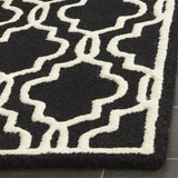 Safavieh Cambridge 2'-6" x 12'-0" Rug in Black / Ivory