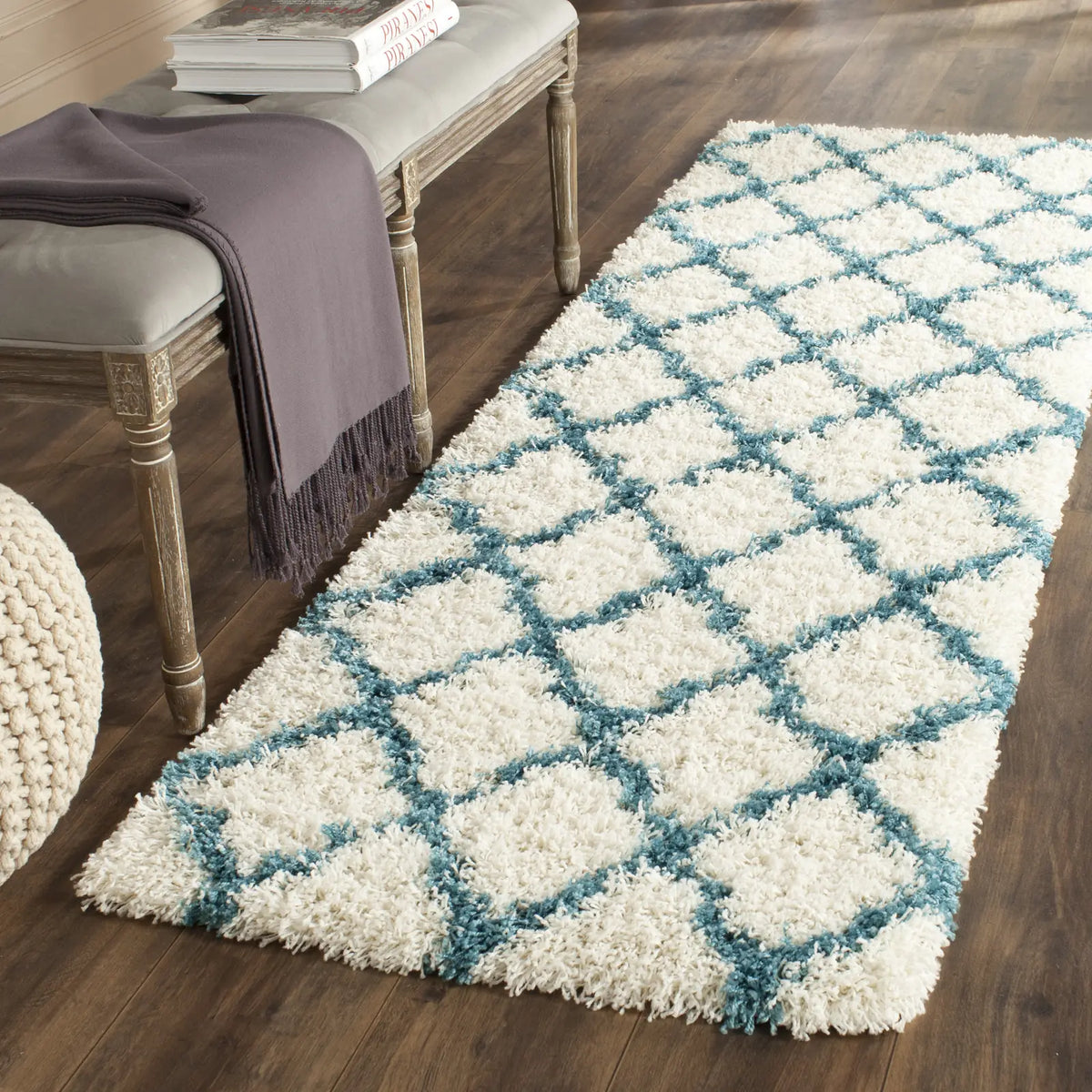 Safavieh Sgk-Shag Kids 2'-3" x 7'-0" Rug in Ivory / Blue