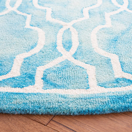 Safavieh Dip Dye 7'-0" x 7'-0" Rug in Turquoise / Ivory