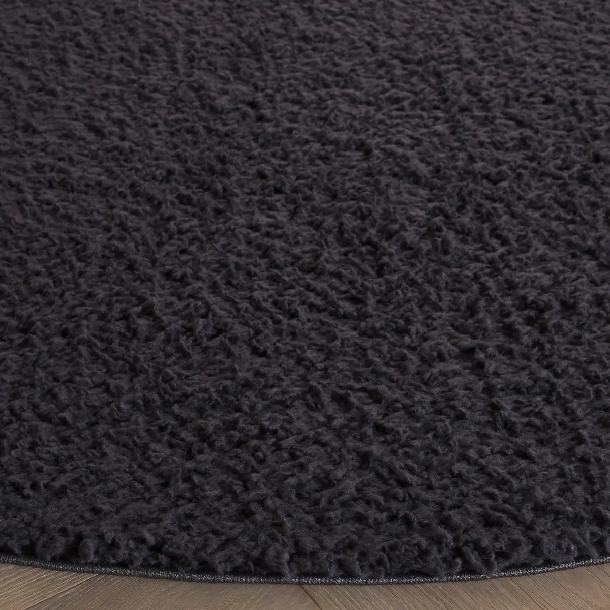 Safavieh Rumi Shag 6'-7" x 6'-7" Rug in Charcoal