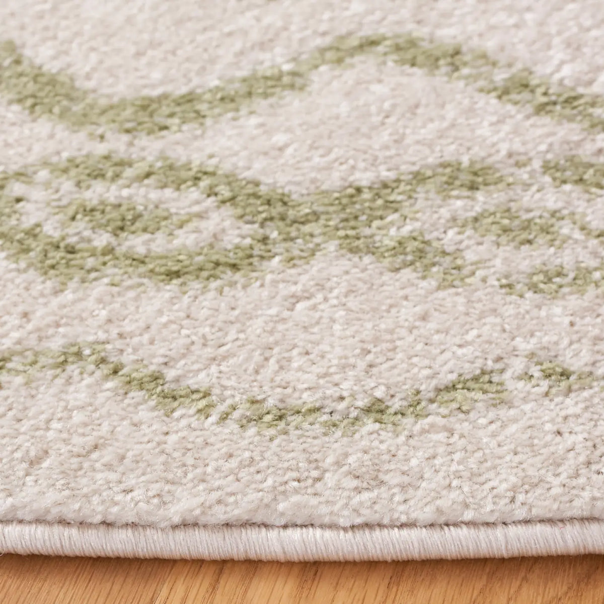 Safavieh Tulum 6'-7" x 6'-7" Rug in Ivory / Sage