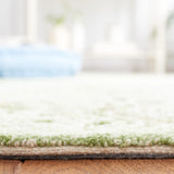 Safavieh Martha Stewart 4'-0" x 6'-0" Rug in Ivory / Green
