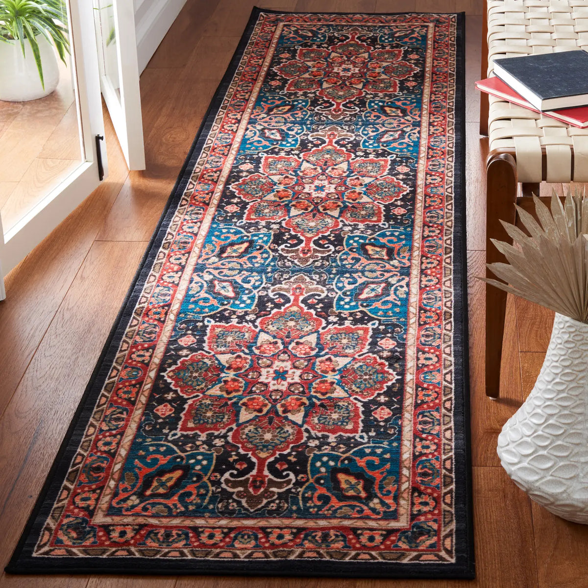 Safavieh Riviera 2'-2" x 9'-0" Rug in Red / Navy