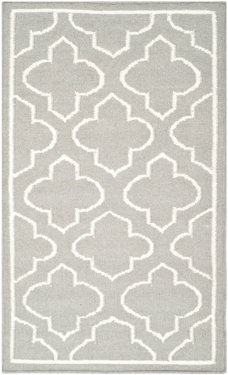 Safavieh Dhurries 2'-6" x 4'-0" Rug in Grey / Ivory