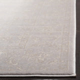 Safavieh Carnegie 4'-0" x 6'-0" Rug in Light Grey / Cream
