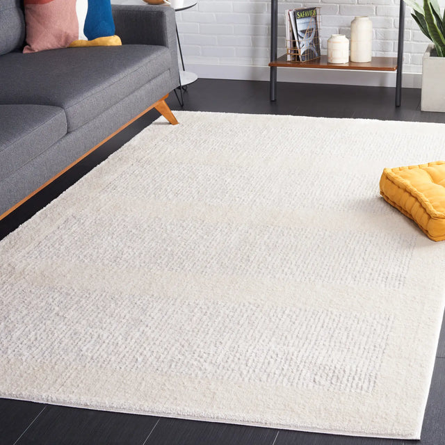 Safavieh Melody 4'-0" x 6'-0" Rug in Ivory / Grey