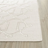 Safavieh Dhurries 2'-6" x 8'-0" Rug in Beige
