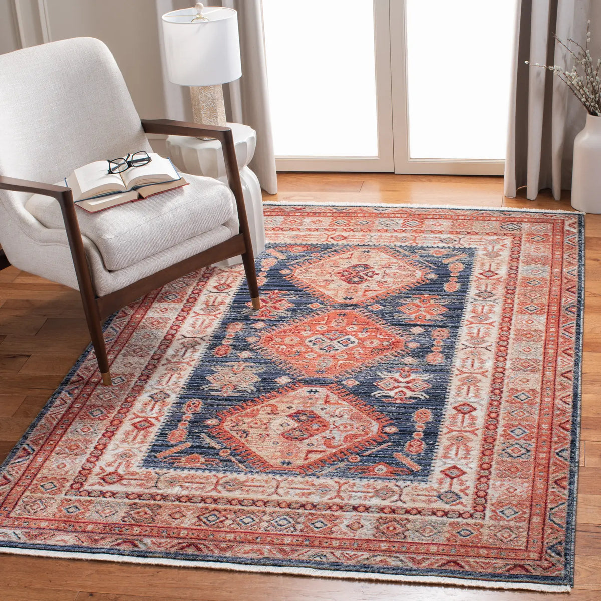 Safavieh Herat 300 4'-0" x 6'-0" Rug in Rust / Black