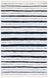 Safavieh Montauk 4'-0" x 6'-0" Rug in Navy / Ivory