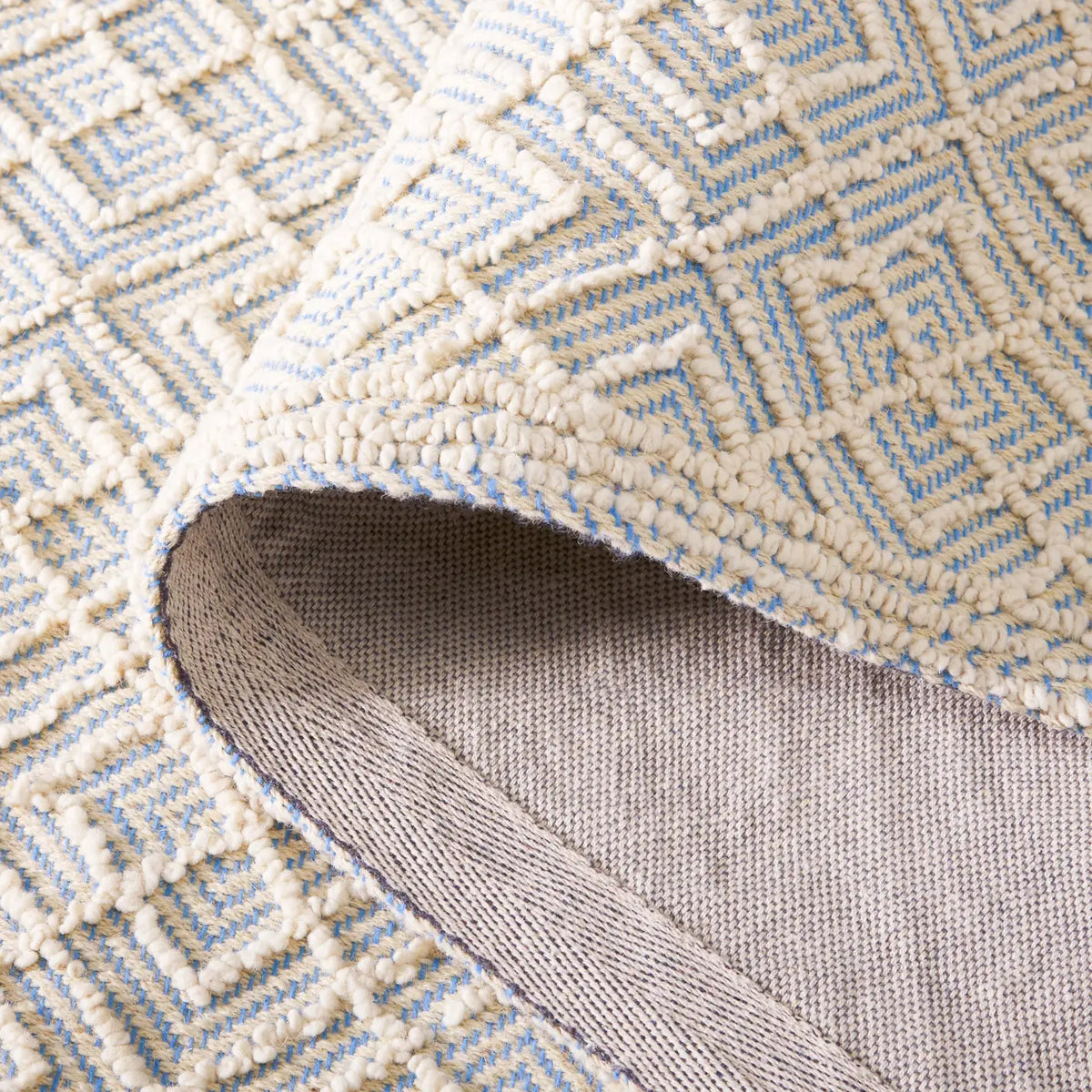 Safavieh Martha Stewart 4'-0" x 6'-0" Rug in Ivory / Blue