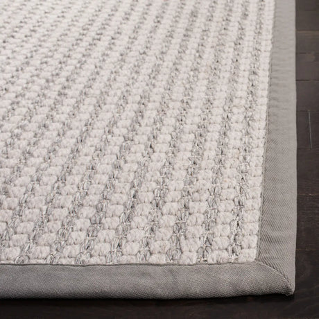 Safavieh Palm Beach 5'-0" x 8'-0" Rug in Silver / Ivory