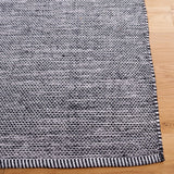 Safavieh Montauk 4'-0" x 6'-0" Rug in Black / Ivory