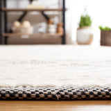 Safavieh Natura 5'-0" x 8'-0" Rug in Ivory