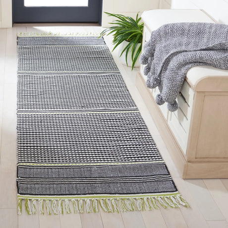 Safavieh Montauk 2'-3" x 7'-0" Rug in Lime / Multi