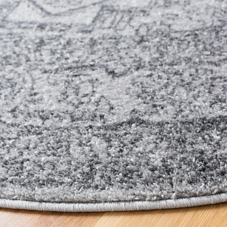 Safavieh Adirondack 6'-0" x 6'-0" Rug in Light Grey / Dark Grey