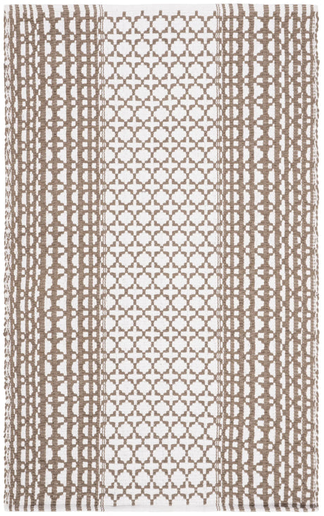 Safavieh Montauk 3'-0" x 5'-0" Rug in Taupe / Ivory