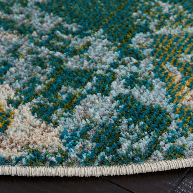 Safavieh Madison 5'-0" x 5'-0" Rug in Green / Blue