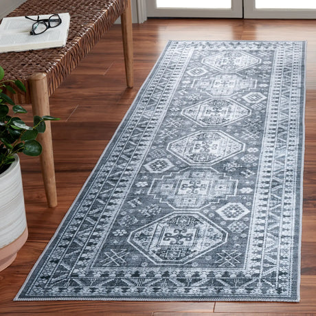 Safavieh Arizona 2'-6" x 8'-0" Rug in Grey Green / Ivory