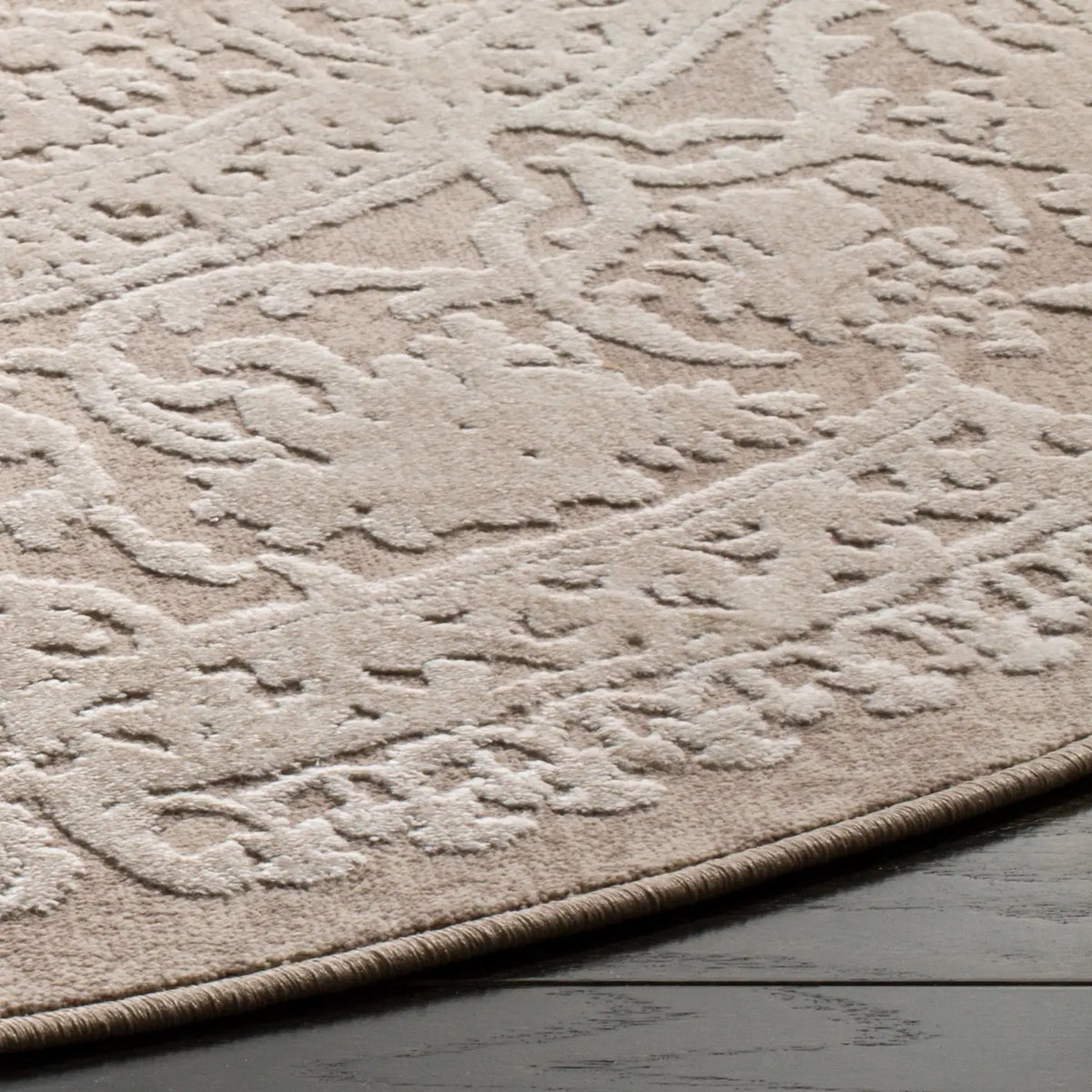 Safavieh Reflection 10'-0" x 10'-0" Rug in Beige / Cream