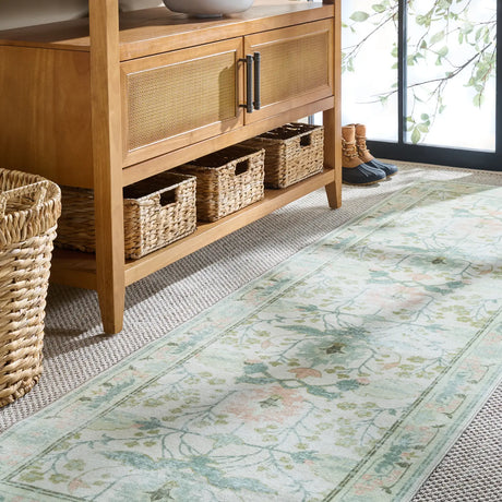 Safavieh Martha Stewart Washable 2'-6" x 8'-0" Rug in Beige / Green