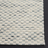 Safavieh Marbella 4'-0" x 6'-0" Rug in Beige / Blue