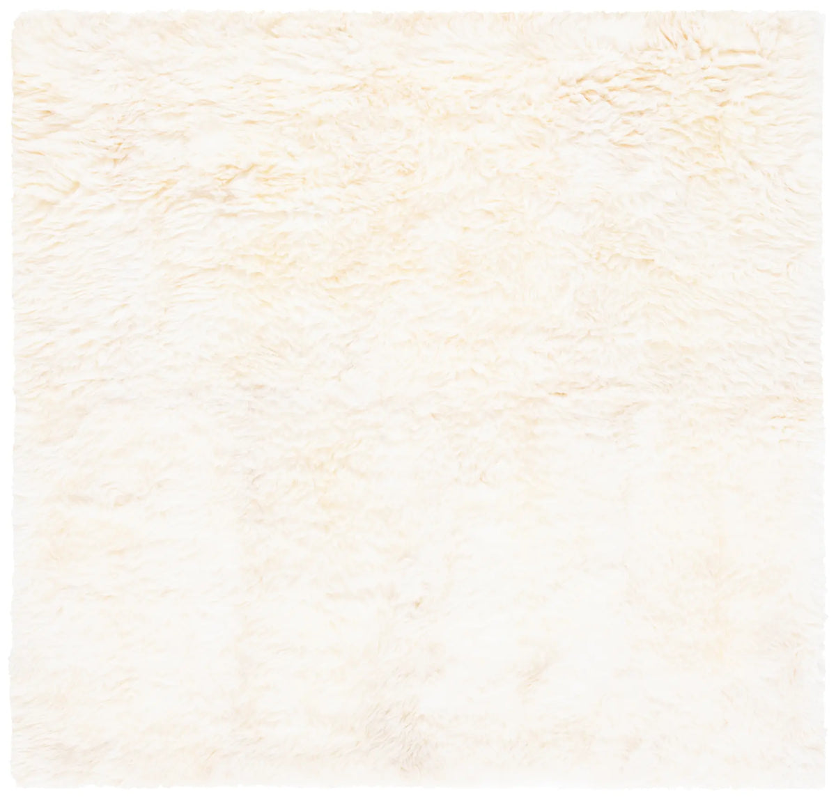 Safavieh Sheep Skin 6'-0" x 6'-0" Rug in Natural / White