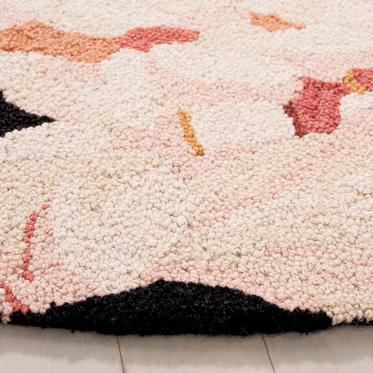 Safavieh Jardin 6'-0" x 6'-0" Rug in Black / Pink