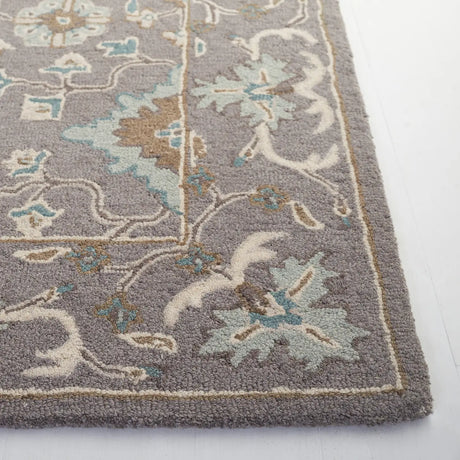 Safavieh Blossom 5'-0" x 8'-0" Rug in Grey