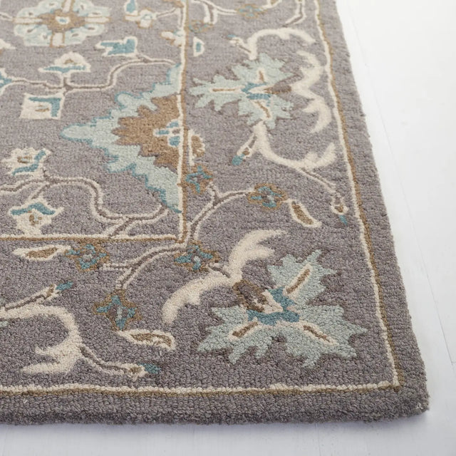 Safavieh Blossom 5'-0" x 8'-0" Rug in Grey