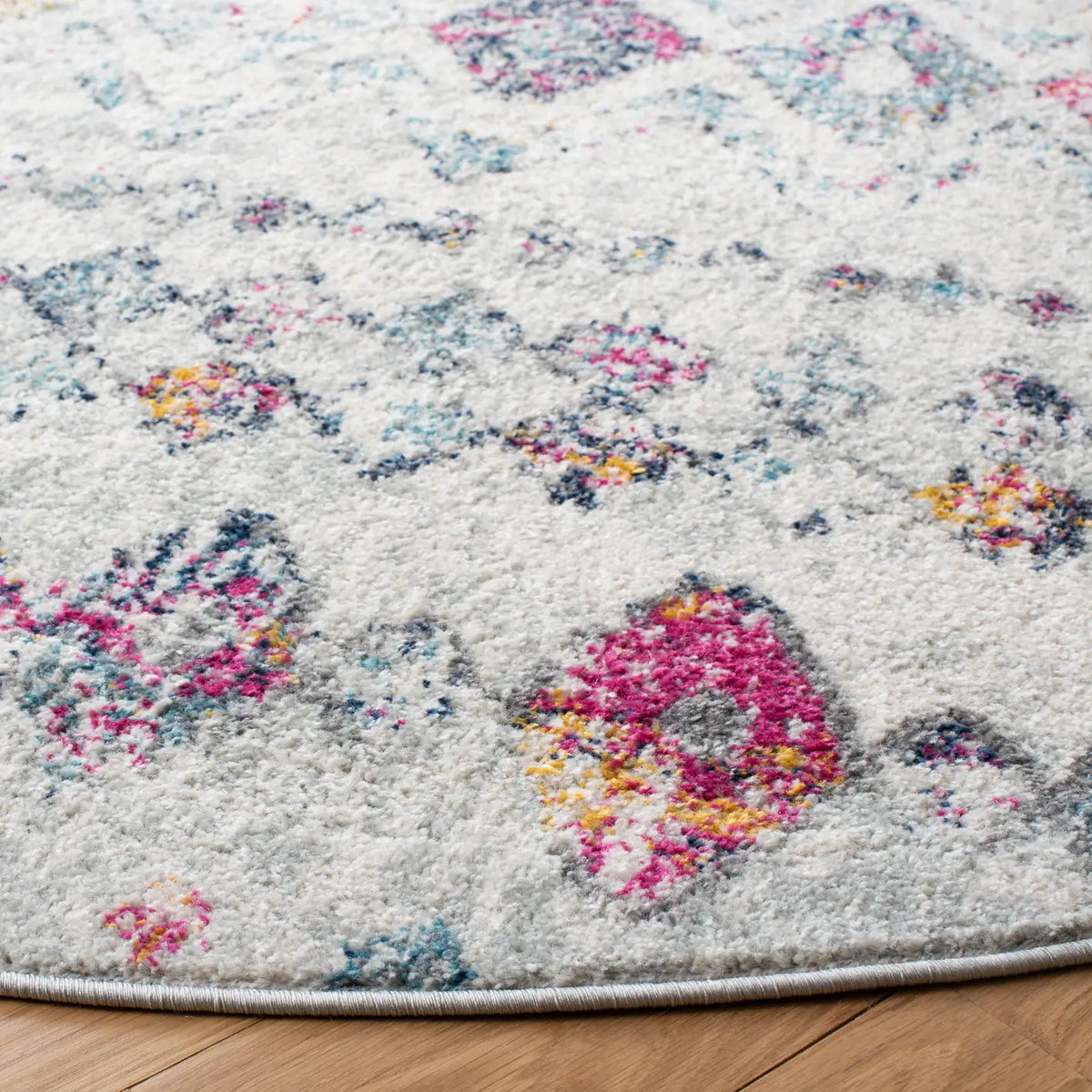 Safavieh Madison 700 6'-7" x 6'-7" Rug in Grey / Purple